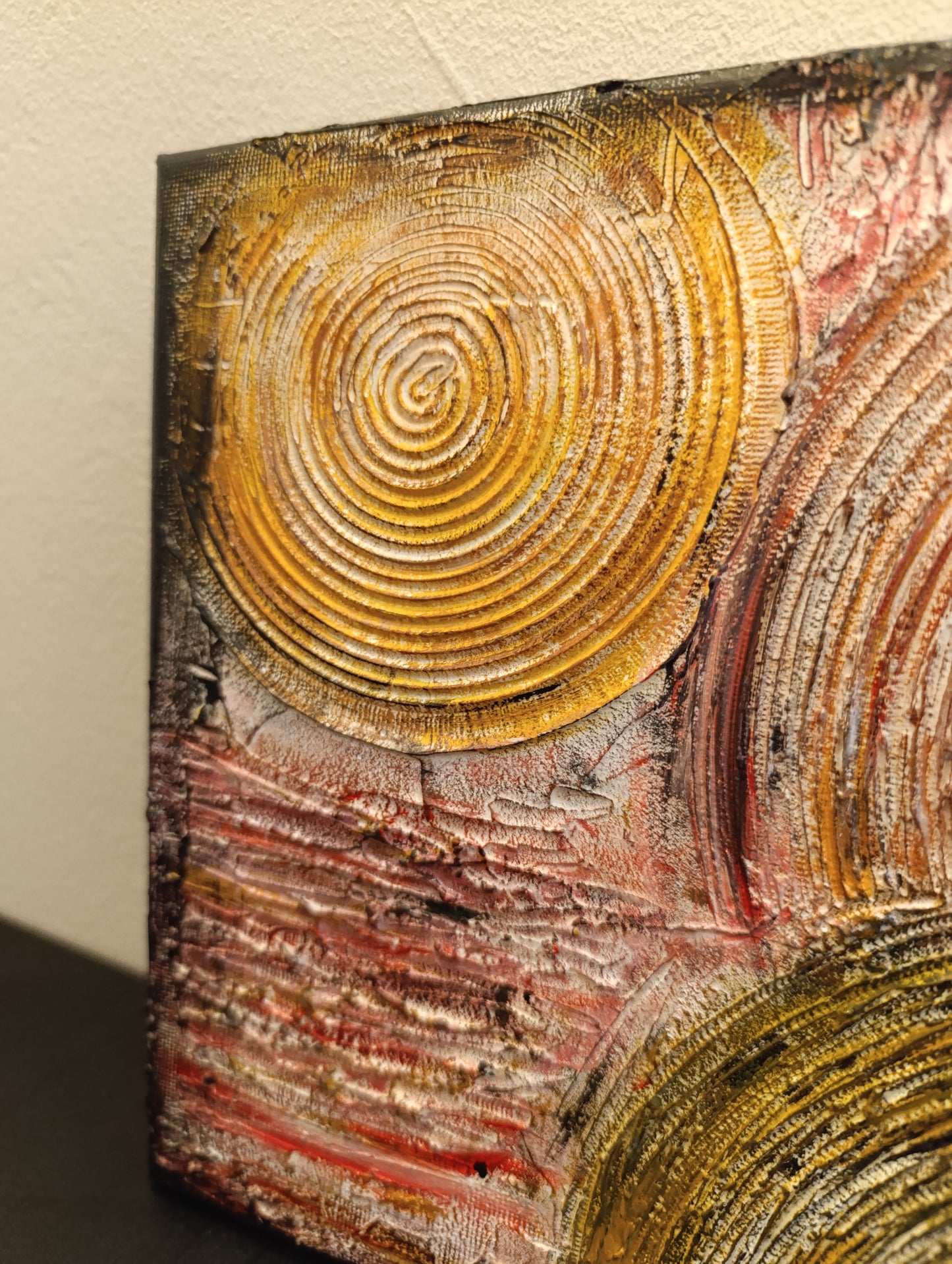 Sospensione temporale – Pittura materica e acrilici su tela